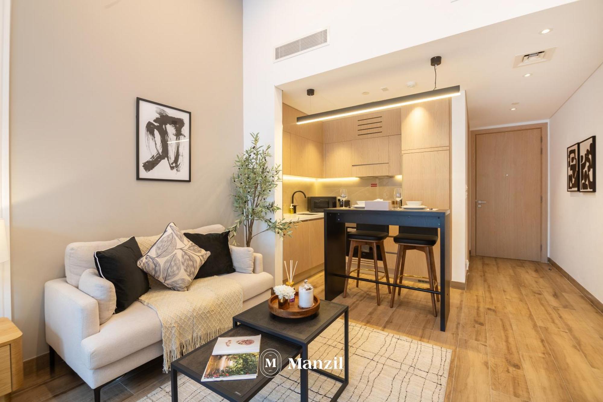 Luxury In Jvc With 5-star Amenities Near Circle Mall Apartment