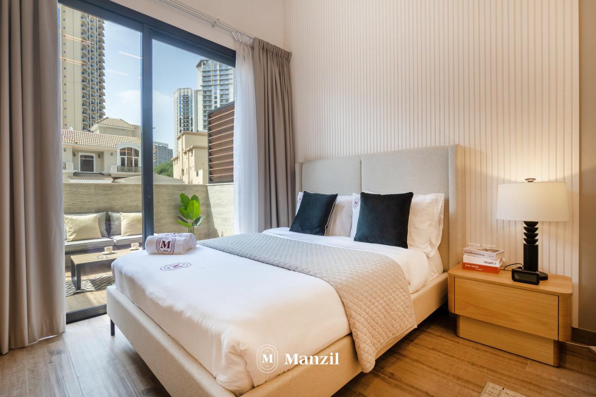 Apartment Luxury In Jvc With 5-star Amenities Near Circle Mall *